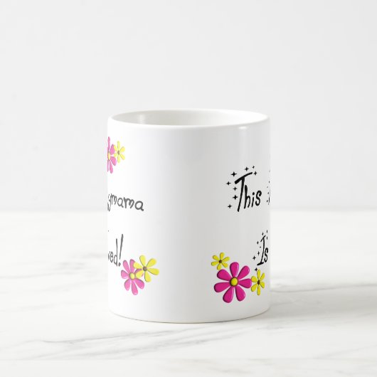 このNagymama (ハンガリーの祖母)は愛されます コーヒーマグカップ (中央)