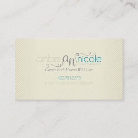 こはく色のニコールの写真撮影|のカスタム 名刺 (正面)