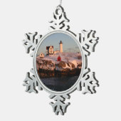 こぶライトの冬の日没 スノーフレークピューターオーナメント (右)