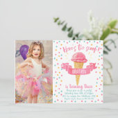 これがスクープ写真誕生日招待状 招待状 (スタンド正面)