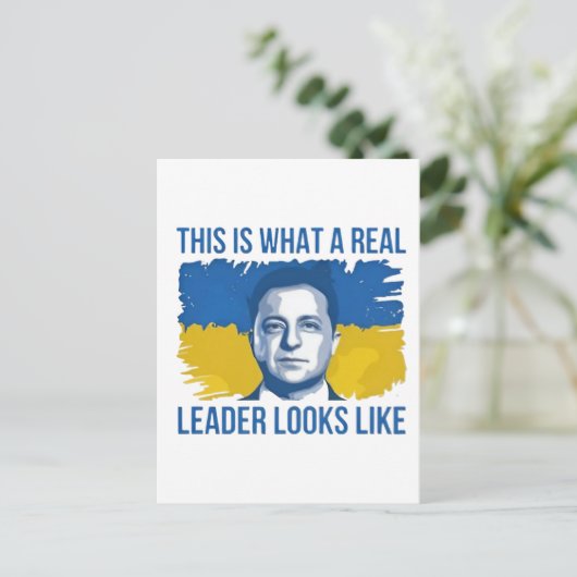 これがリーダー実在のウクレインに見える シーズンポストカード (スタンド正面)