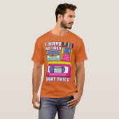 これが何かさっぱりわからない 80年代 90年代 カセット ビデオ f tシャツ (正面フル)