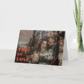 これが愛だ。ハートバレンタインデイカード – 赤 ノートカード (正面)