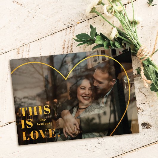 これが愛だ。ハートバレンタインデーカード – フォイル 箔シーズンカード