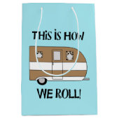 「これが我々の転が仕組み」 ミディアムペーパーバッグ (正面)