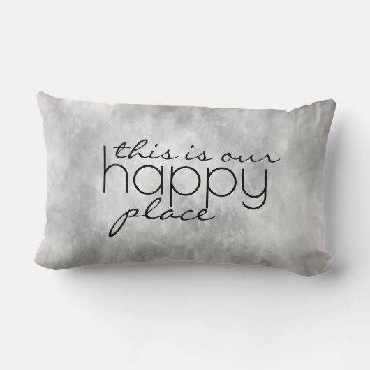 これが私たちの幸せな場所引用文グレイ ランバークッション (裏面)