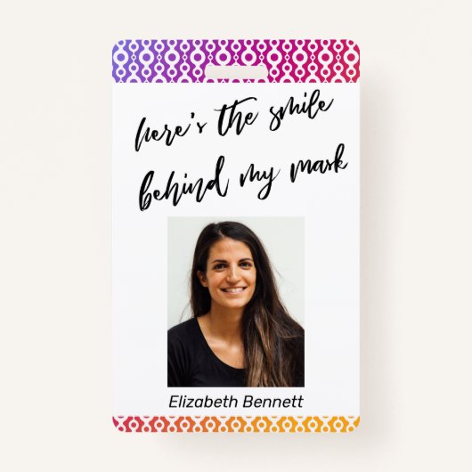 これが私のマスクのスマイルの背景グラデーションです バッジ (正面)