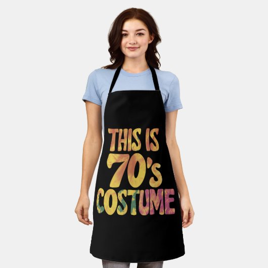 これが私の70年代のコスチューム グルービー タイダイ ハロウィン エプロン (着用した状態)
