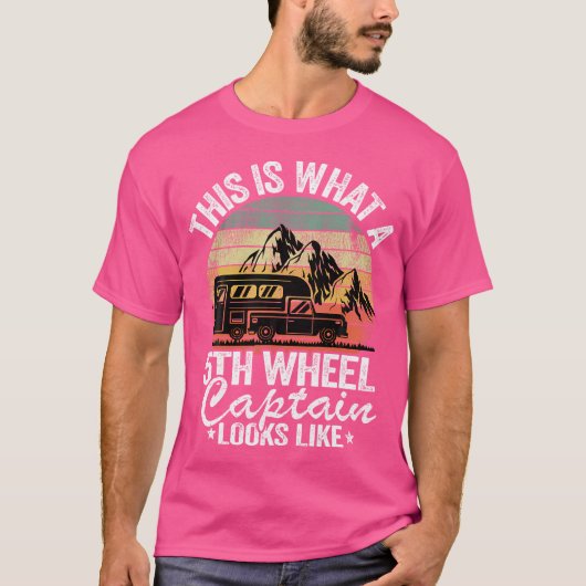 これが第5の機長のキャンパーに見える Tシャツ (正面)