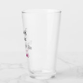 これが酒の可能性がある タンブラーグラス (左)