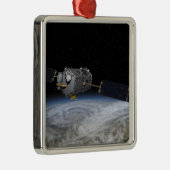 これはアーティストであるAのAを表す1/2sのコンセプト2 メタルオーナメント (右)