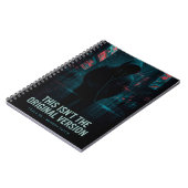 これはオリジナル版ではない – Glitchcore Art ノートブック (左側)