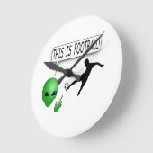 これはサッカーだ ラウンド壁時計 (傾斜)