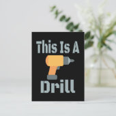 これはドリルおもしろい ポストカード (スタンド正面)