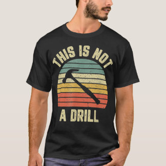 これはドリルレトロハンおもしろいマーMensパパJoではない Tシャツ