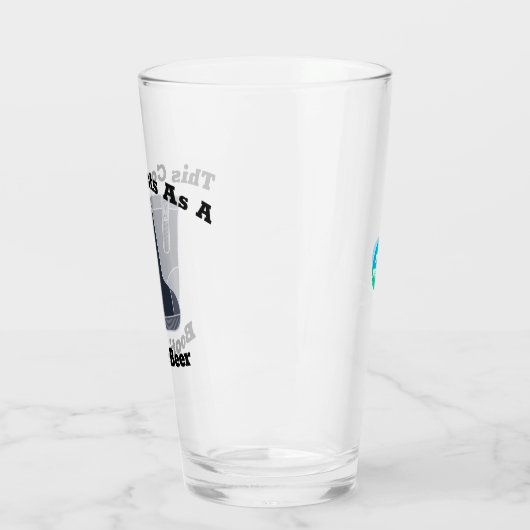 これはブーティービールカヤーカーとして数えられる タンブラーグラス (左)