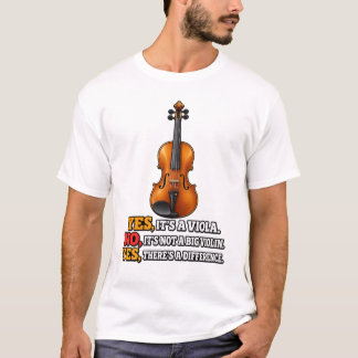 これはヴィオラです。バイオリンではありません。 Tシャツ