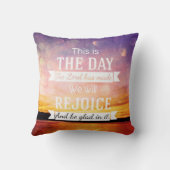 これは主が…作った日です クッション (裏面)