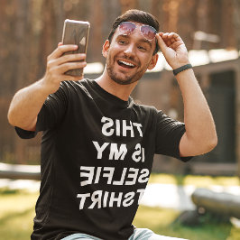 これは僕の自撮りTシャツだ Tシャツ