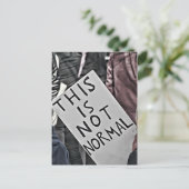 これは正常ではない ポストカード (スタンド正面)