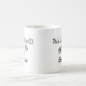 これは私が文庫をいかに転がるかです コーヒーマグカップ (中央)