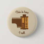 これは私が35のmmのカメラのフィルムボタンをいかに転がるかです 缶バッジ (正面)