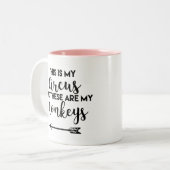 これは私のサーカスマグだ ツートーンマグカップ (正面左)