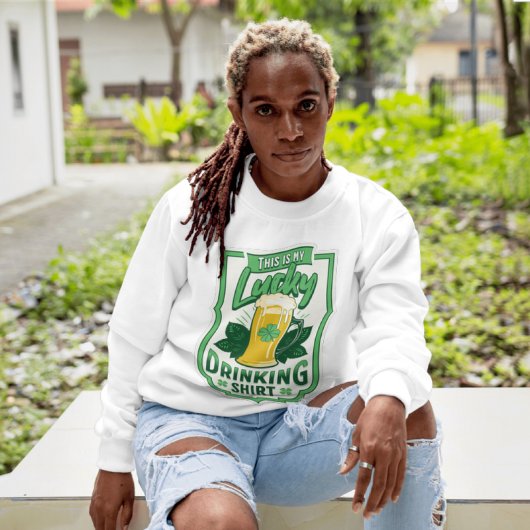 これは私の幸運な飲みワイシャツの聖パトリックの日だ スウェットシャツ