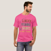 これは私の幸運な魚釣りは漁師を洗わないおもしろい Tシャツ (正面フル)