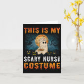 これは私の怖いナース衣装おもしろいハロウィーンの男性W カード (黄色い花)