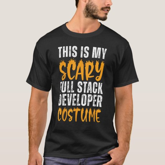 これは私の恐ろしいフルスタック開発者のおもしろいHallow Tシャツ (正面)