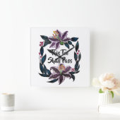 "これもパス"水色リリーリース スクエア壁時計 (ホーム)