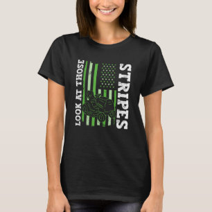 これらのストライプパパを見る – 芝刈りおもしろい Tシャツ