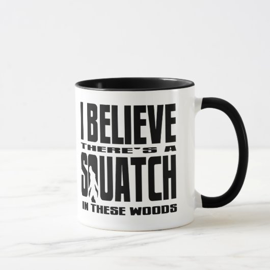 これらの森にSQUATCHがあります! マグカップ (右)