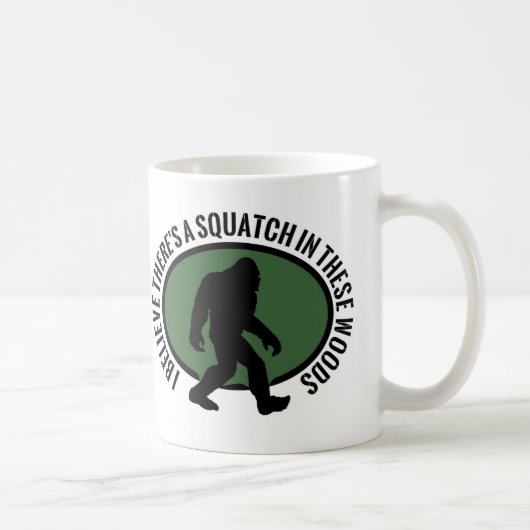 これらの森のクールな楕円形のSquatch コーヒーマグカップ (右)