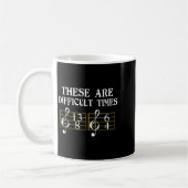 これらは難しい時代の音楽Tシャツ コーヒーマグカップ (左)
