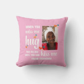 これを抱きしめ恋しく思るおばあちゃん写真 クッション (正面)