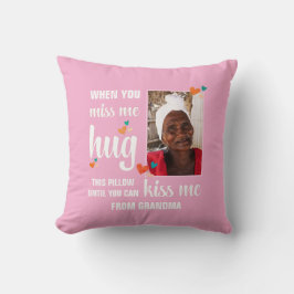 これを抱きしめ恋しく思るおばあちゃん写真 クッション