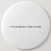 これを読むことができればあなたは余りに近く! 缶バッジ (正面)