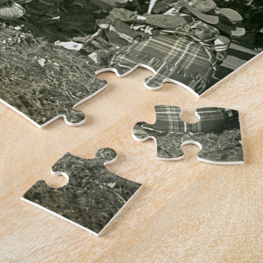 こんにちはイこんにちはイの平頭のネイティブアメリカン戦争ダンス ジグソーパズル (側面)