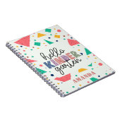 こんにちは 幼稚園 カラフル 幾何学 カスタム 名前 ノートブック (右側)