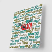 こんにちは(数々の言語) – 壁時計 (傾斜)