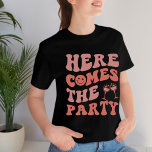 こ来こはレトロバチェロレッテ結婚の Tシャツ<br><div class="desc">こ来こはレトロバチェロレッテ結婚の</div>