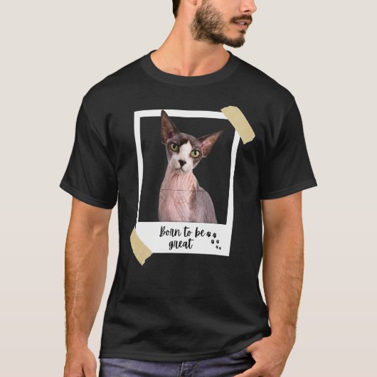 こ生まれの素晴らし可愛いスフィンクス猫と子猫 Tシャツ (正面)