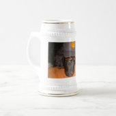 こ離れのハロウィンの後ろに ビールジョッキ (正面左)