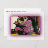 ごちゃごちゃな財布の中で眠っている子猫 ポストカード (正面/裏面)