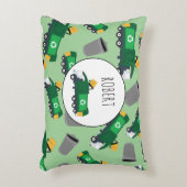 ごみトラックのパターン少年の名前のリサイクル アクセントクッション (正面(垂直))