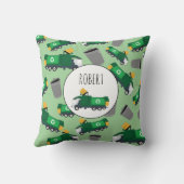 ごみトラックのパターン少年の名前のリサイクル クッション (裏面)