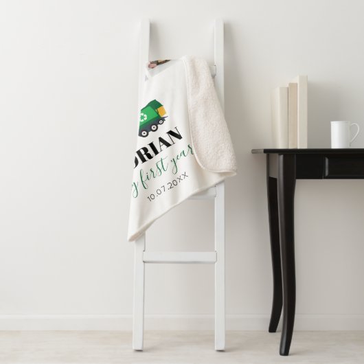 ごみトラック男の赤ちゃん1年写真のリサイクル シェルパブランケット (インサイチュ)