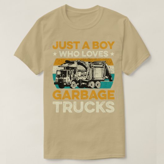 ごみ収集車のヴィンテージが大好きな少年 Tシャツ (デザイン正面)
